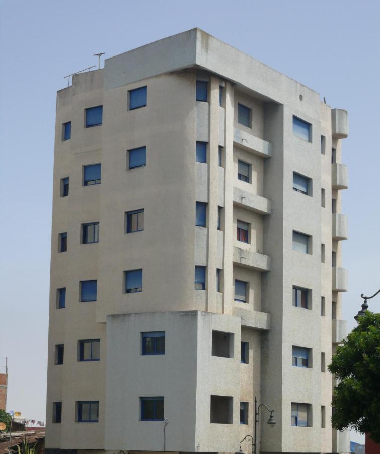 Apartamentos Palacio Riad ララシュ エクステリア 写真